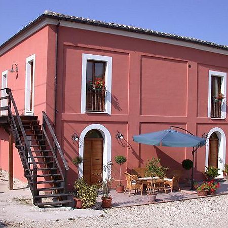 Country House Agriturismo Ciuccunit Bucchianico Luaran gambar